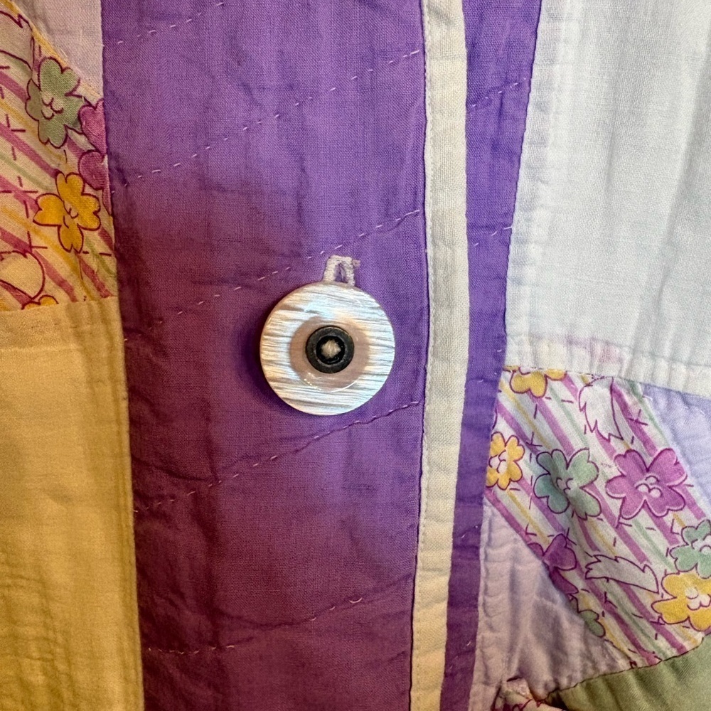Patchwork Quilted Chore Coat-Purple & Cream Vintage Quilt. Size See Measurements - Picture 3 of 7
